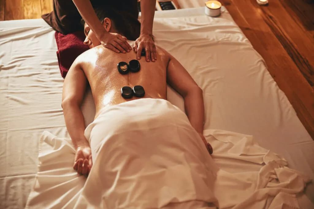 Die beste Massage auf Ibiza – Thai, Strand und zu Hause
