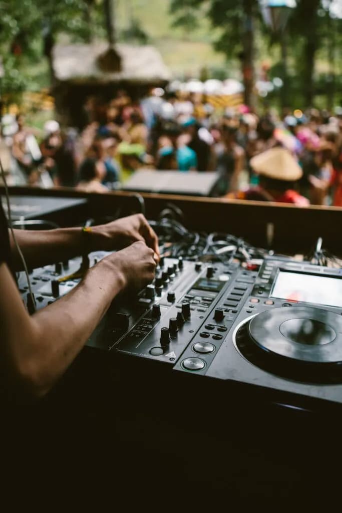 DJs auf Ibiza – der Herzschlag der Musikszene der Insel